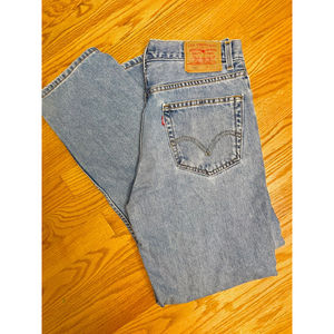 33 X 32 Levis 550 Relaxed Fit Light Stonewash Mens